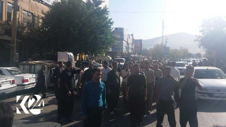 دیمه‌نێكی بانه‌/ ئه‌رشیڤ